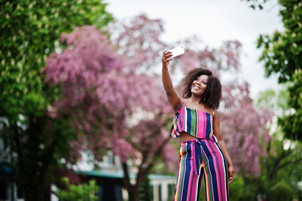 Tenue colorée africaine